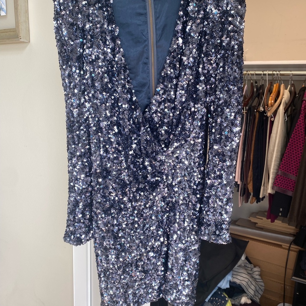RARE French Connection Midnight Navy Sequin Mini/Collectors Piece/size 2(4) - Picture 3 of 8